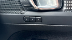 Volvo XC40 2.0 B3P Plus Dark 5dr Auto Petrol Estate